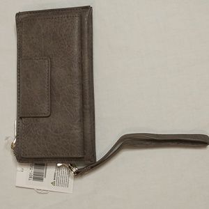 👜 🍒 Gray Faux Leather Wallet